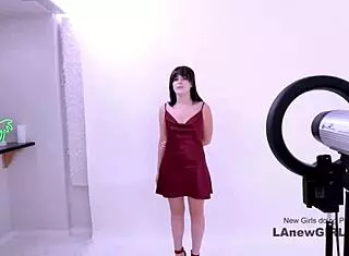 害羞黑发18+妹子模特试镜被狂操过吗