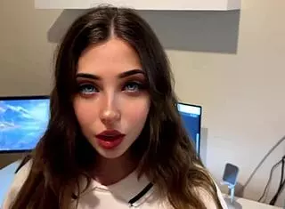 Unexpected encounter instead of movie night with a 46-year-old man speaking spanish