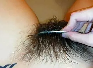 Wow, check out this hairy bush underwater in a super hairy pussy fetish clip!