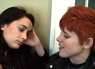 肯娜·詹姆斯抛开可爱模式玩变态深喉