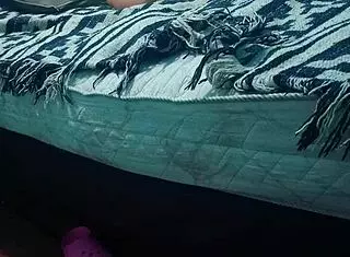 giving a relaxing massage to my curvy latina girl