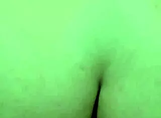 le gusta saborear una verga bien dura con su vagina jugosa salta desesperada sobre mi