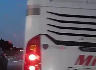 哥们度假后炫耀猛干街角妹