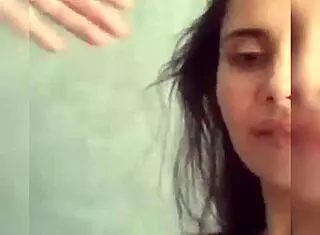 Gostosa Ebony Beauty Sucks Cock