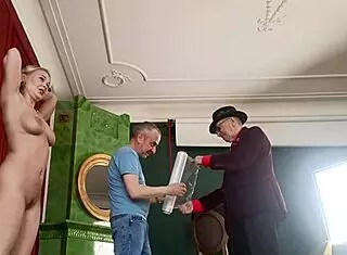 爱看Playboy模特户外拍摄幕后