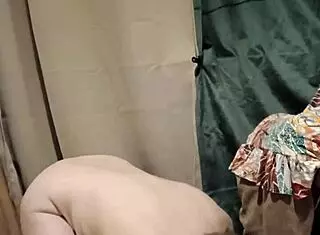 whore flashing and dirty talking in doggystyle orgasm