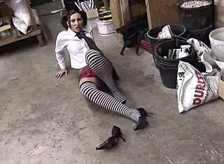 coed brunette babe dives into steamy threesome with wild licking.