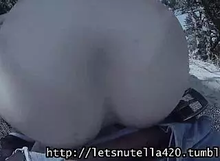 Amateur couple feels passionate outdoors