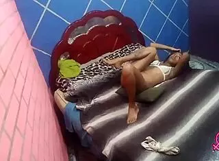 i'm having sexy bent over doggystyle pussy anal sex with teen in family