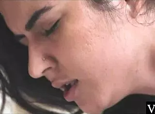 女同恋人互舔屁眼多重高潮！