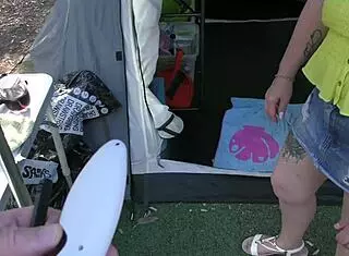 stunning babe suttin feels her wet pussy filled with huge cock