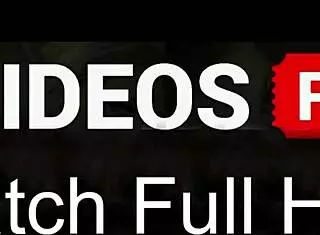 public jeans wetting while strolling through shopping mall