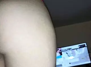 Wow, hot woman in skirt begs for rough action!