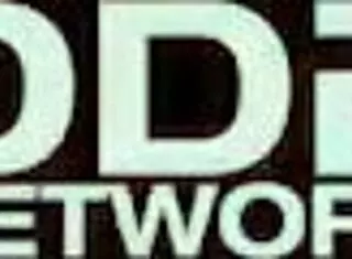 Leona Queen Enjoys Anal Threesome With Two Studs