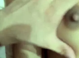 Stepsister licks and kisses to make bro cum fast 😏