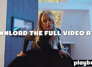 big ass blonde milf anna claire clouds poses naked showing tits and pussy