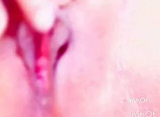 Japanese Amateur Performs Intense Clit Masturbation With Massage
