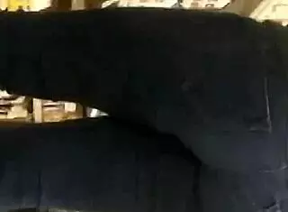 candid teen booty caught on hidden cam