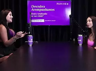 Didy Reis Shows Beautiful Breasts Outdoors