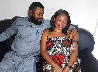 i showed my friend love by inviting him to fuck free matured milf pussy in her house with big black cock