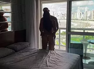 On the beach, this plump babe gets perfect assfucking sex.