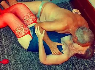 granny blue gets fingered and fucked, reaching orgasm in reality