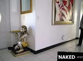 Watch this baddie deepthroat big cock in Miami?