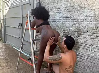 Borrowed a ladder, but Latina neighbor gave me raw pussy instead!