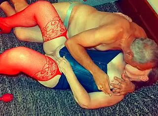 granny blue gets fingered and fucked, reaching orgasm in reality