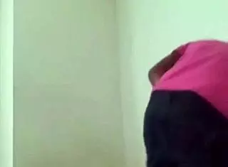 指奸掰开屁眼超近特写