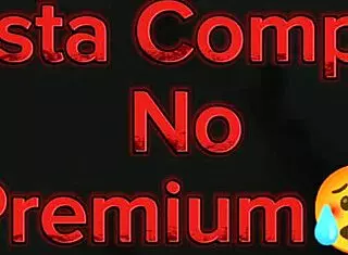 她在卧室猛骑我鸡巴😏