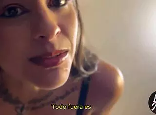 treating this cuckold like my ashtray because i can, with subtitles in spanish 😏