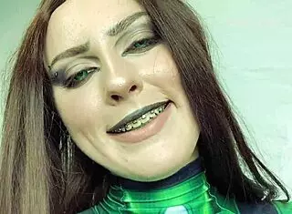 Dominatrix Shego catches and punishes with strap-on in roleplay